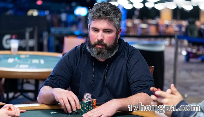 在2024年获得WSOP年度 最佳玩家头衔的RyanLeng表示读牌大幅提升他的赛事水平 在2024年获得WSOP年度 最佳玩家头衔的RyanLeng表示读牌大幅提升他的赛事水平