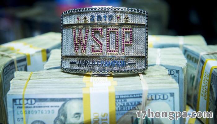 017年WSOP主赛事决赛桌Blumstein的挑衅被Pollak看穿 017年WSOP主赛事决赛桌Blumstein的挑衅被Pollak看穿