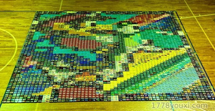 4256盒任天堂卡带拼图创作打破吉尼斯世界纪录!日本收藏家创造另类成就 4256盒任天堂卡带拼图创作打破吉尼斯世界纪录!日本收藏家创造另类成就